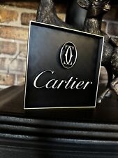 Insegna Cartier stampata in 3D