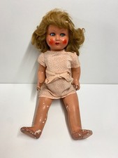 Bambola d’epoca in