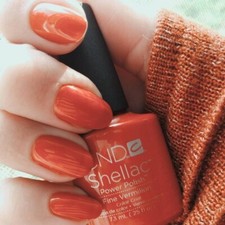 CND Shellac Fine Vermillion