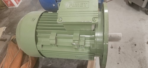 Motore elettrico trifase - motore,
