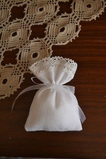 SACCHETTO BOMBONIERA  in tela aida per ricamo punto croce