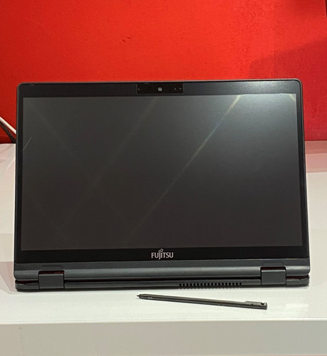 Fujitsu u9310x 2in1 10610u - 2in1,