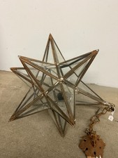 Antica lampada a stella in