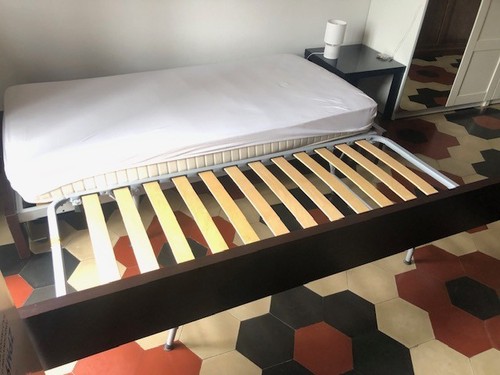 Vendo letto singolo con - letto,