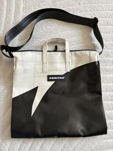 Borsa venerdì tilda nera - tilda,