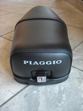 SELLA BIPOSTO VESPA 50 SPECIAL / 125 PRIMAVERA ET3 CON SERRATURA (COLORE NERO)