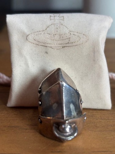 Vivienne westwood armor ring - vivienne,