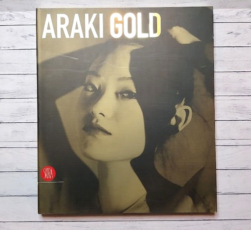 Nobuyoshi araki gold - araki,