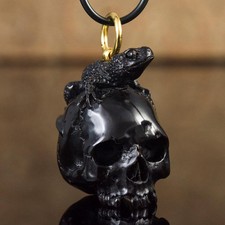 Ciondolo teschio uomo corna