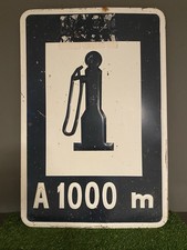 insegna smaltata Antico Segnale Pompa Di Benzina A Rilievo