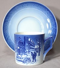 Tazza e piattino natalizio