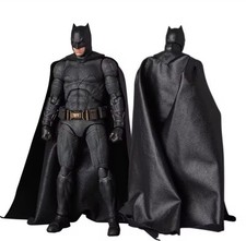 Mafex Figuarts Batman Dc