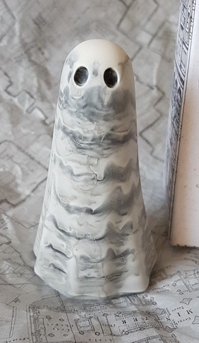 White grey large ghost - &, ~