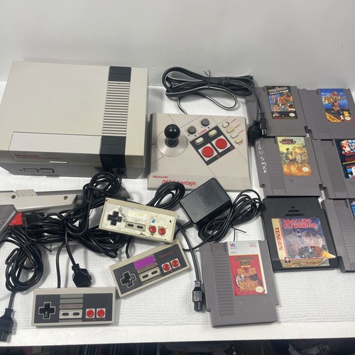 Pacchetto console nintendo nes - console,