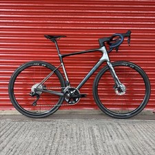 Bici da strada Giant Defy Advanced Pro 105 Di2 disco in carbonio - ML 56 cm - garanzia C2W PX