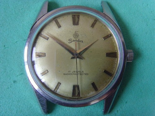 Orologio manuale svizzero