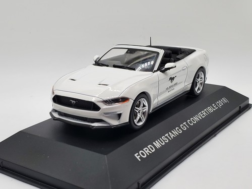 Ford mustang convertible - gt,