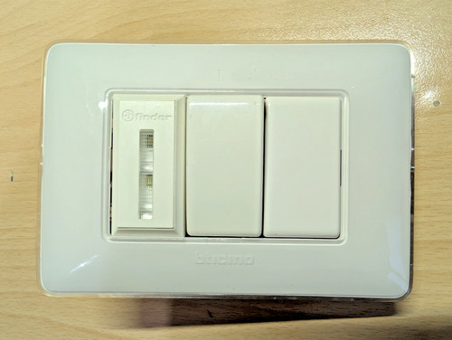 Luce emergenza finder - luce,