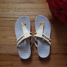 VIONIC Elvia sandali con