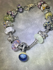 Bracciale e chiusura Trollbeads con 17 perle e ciondoli rari, ritirati e HTF LAA e 925