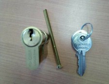 CILINDRO SERRATURA CISA LOGO LINE 08011.11.0 COMPLETO DI TRE CHIAVI