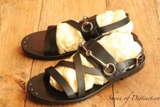 Gucci GG sandali in pelle nera