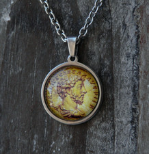 Collana acciaio, Marco Aurelio filosofia, immagine moneta antica Roma, handmade