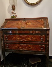 MOBILI USATI - MODERNARIATO. MAGGIOLINO ANNO 1950