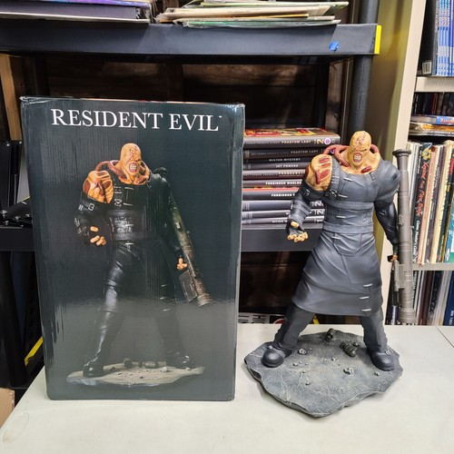 Statua nemesis resident evil - statua,