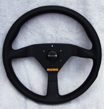 Momo Volante Sportivo In Pelle
