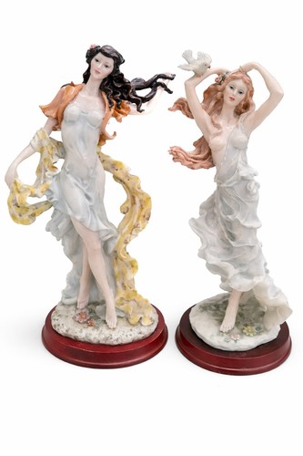 Coppia statuine donna