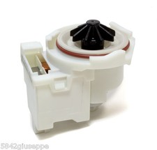POMPA INDESIT C00272301 POMPA