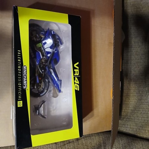 Minichamps yamaha yzr m1 - minichamps,