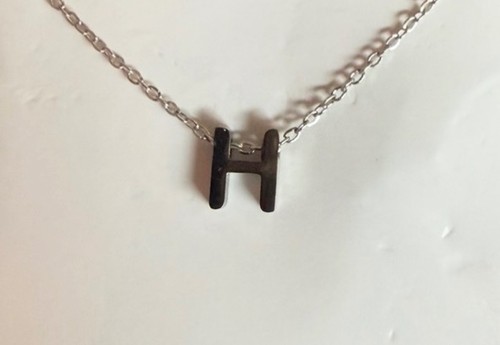 Collana con iniziale - iniziale, in