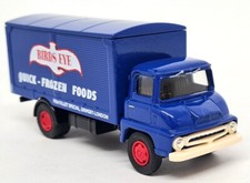 Vanguards 1/64 Ford Thames Trader Van Birds Eye VA6001 Diecast Model Truck