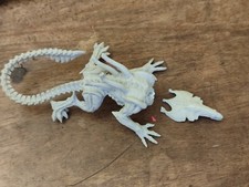 DG-FK  AVP PRODOS MINIATURE RESINA ALIEN QUEEN