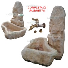 Fontana con rubinetto con