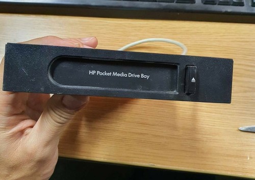 Pocket media drive bay - media,