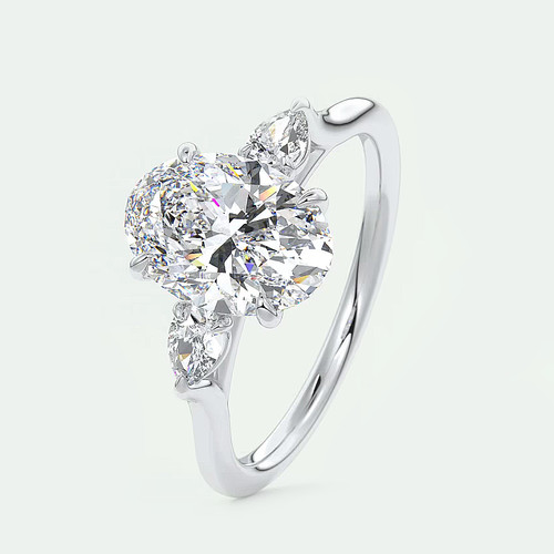 Anello con diamanti semi