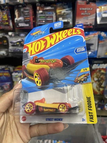 Hot wheels street - hot, fast