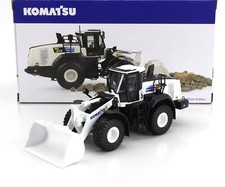 1/50 UNIVERSAL HOBBIES -