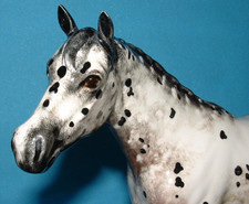 Statuina cavallo stallone