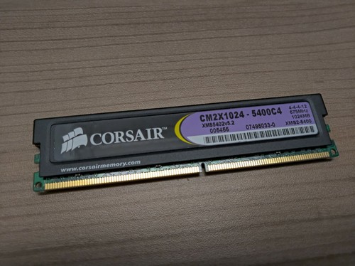 Corsair xms2 1gb - corsair, ddr2-675