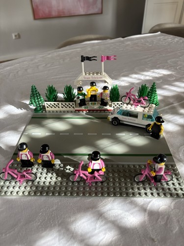 Lego 1199 tour de - -,
