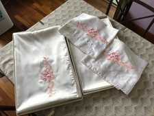 Completo lenzuola matrimoniali seta ricamate a mano