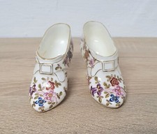 Decorazione in porcellana