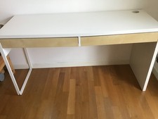 Scrivania Ikea 142x52 bianca con 2 cassetti capienti