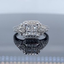 Anello di fidanzamento in oro