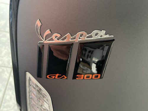 Front gel domed badge for - gel,