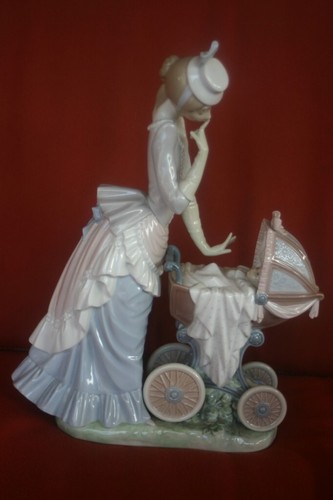 Lladro elegant mother - lladro,